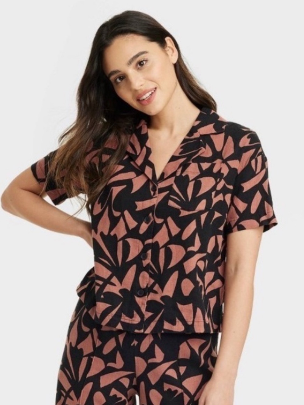 🔘a new day Black & Rust brown abstract, print top and short set.